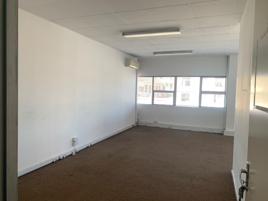 To Let Commercial Property for Rent in Townsend Estate Western Cape